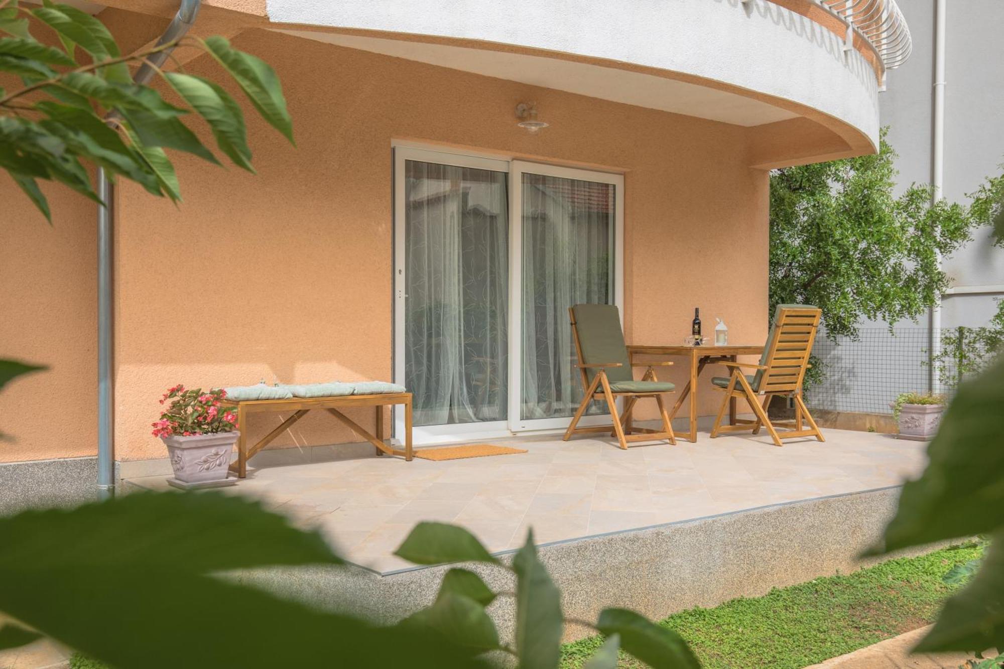 Elena Apartment Sibenik Exterior photo